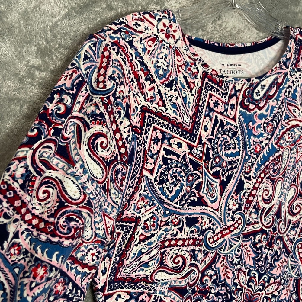 Talbots Women Paisley Long Sleeve Tee M Colorful Preppy Maximalist Comfy Stretch